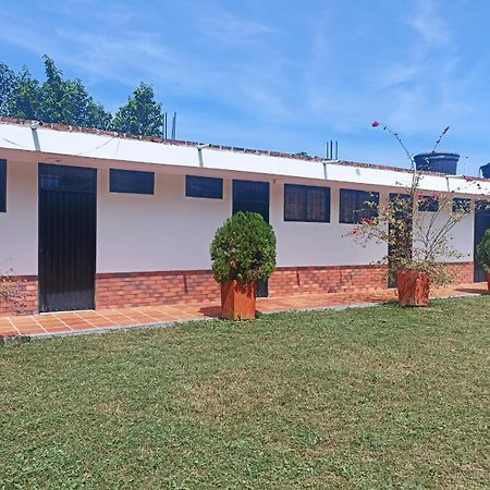 Hotel El Chino Villanueva  Екстериор снимка